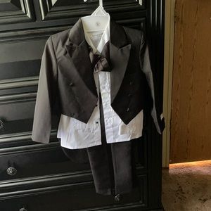 Tiptop Boys Tux